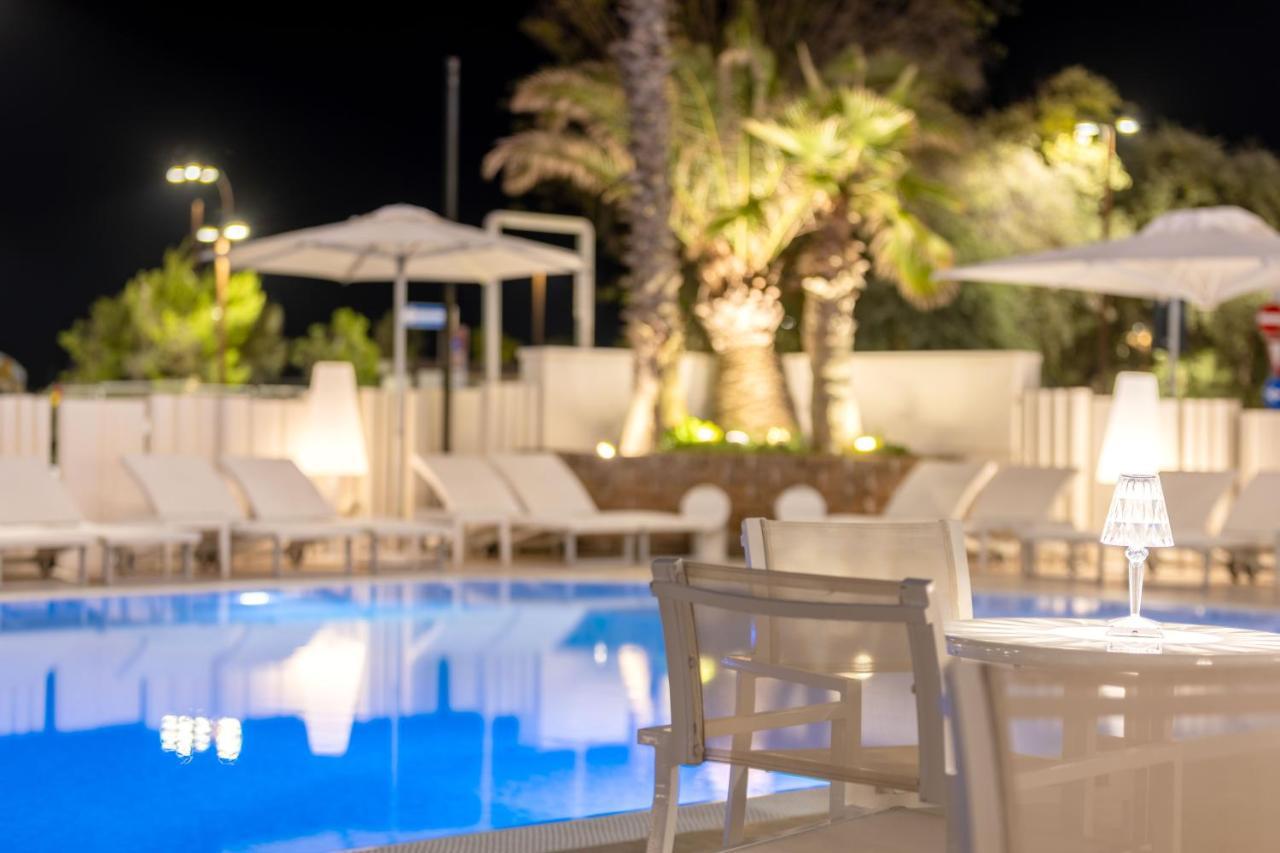 Hotel Sporting リミニ エクステリア 写真