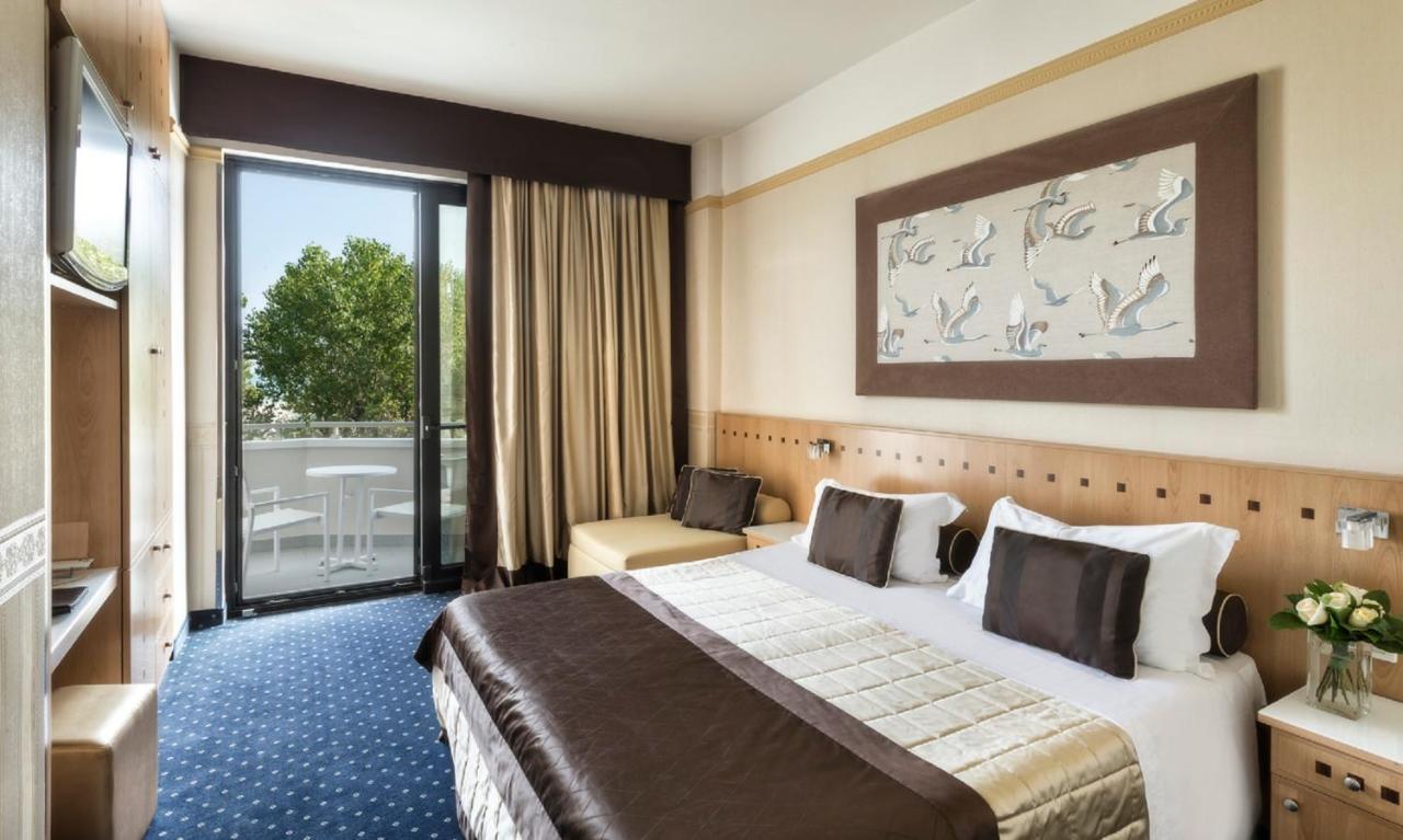 Hotel Sporting リミニ エクステリア 写真